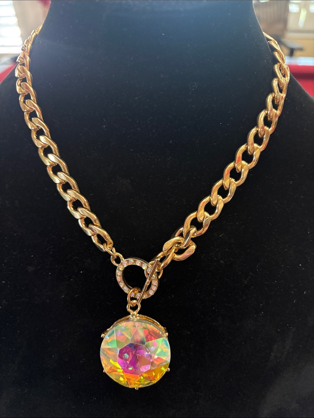 Fashion Jewelry Gold-Tone Chain with Iridescent Multicolor Pendant